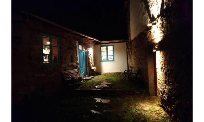 Viana do Bolo Cabaña | Casita de piedra con encanto en antiguas ruinas celtas