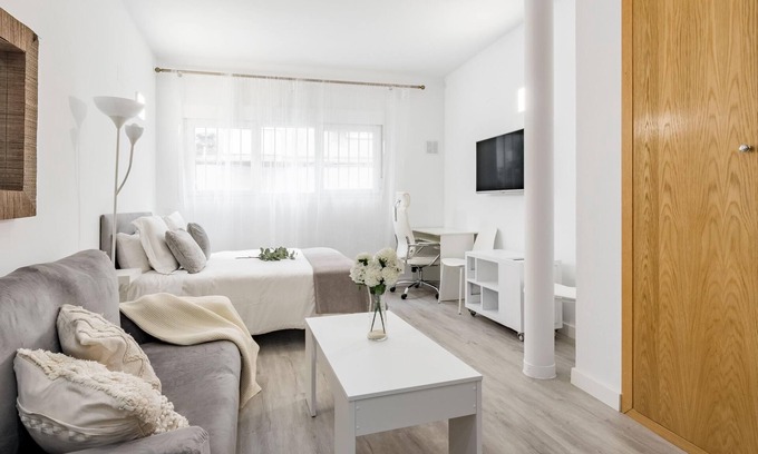Prosperidad Apartamento | Charming Studio Avenida América - Tu refugio acogedor en Madrid