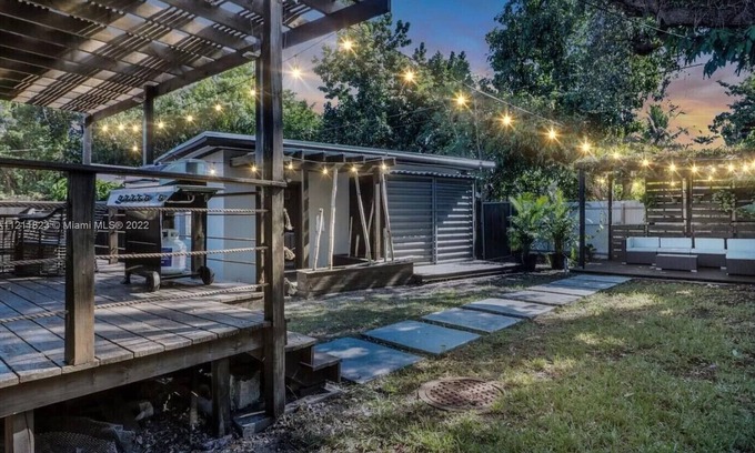 Miami Shores Apartamento | Charming Studio Cottage in Miami