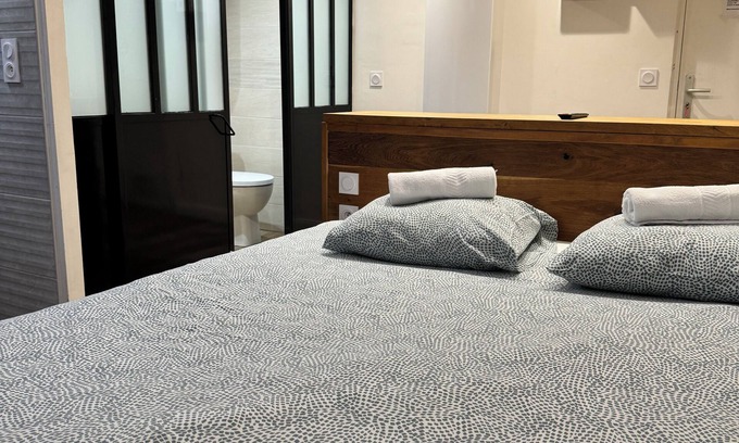 Gorge de Loup Apartamento | Charming Studio for 2 Guests – Quai de Saône