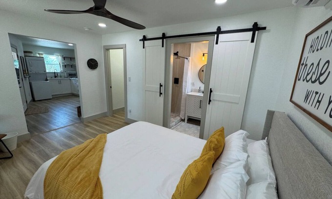 Schertz Casa | Charming Studio in Schertz with Private Entrance