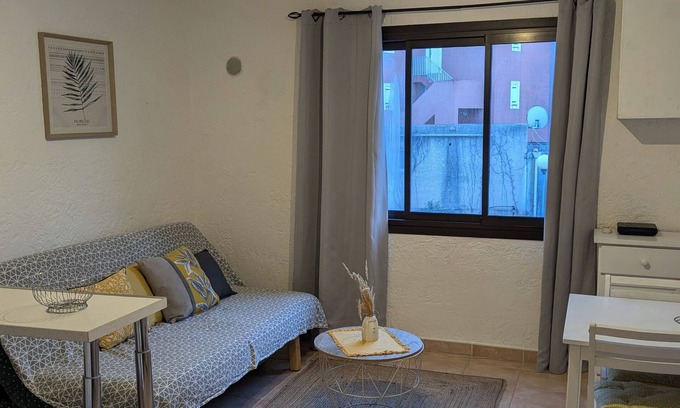 Aregno Apartamento | Charming studio near the beach