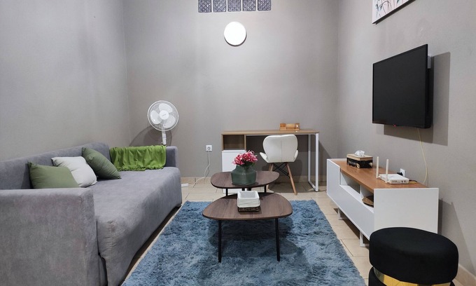 Matola Apartamento | Charming Studio Oasis with Complimentary Parking in Matola