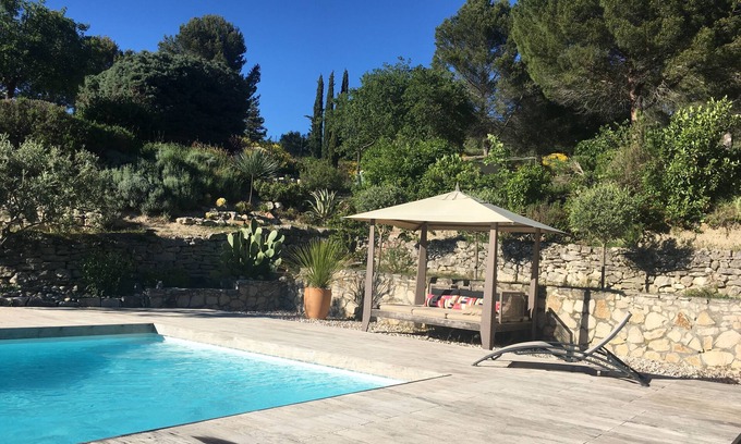 Eguilles Cabaña | Estudio con encanto en gran propiedad con piscina