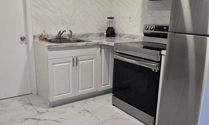 Old Seminole Heights Apartamento | Charming studio with AC and WiFi in brilliant Tampa