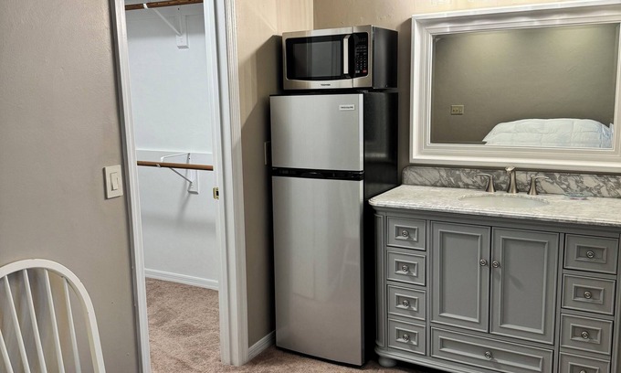 Alachua Apartamento | Charming studio with AC and WiFi in fabulous Alachua