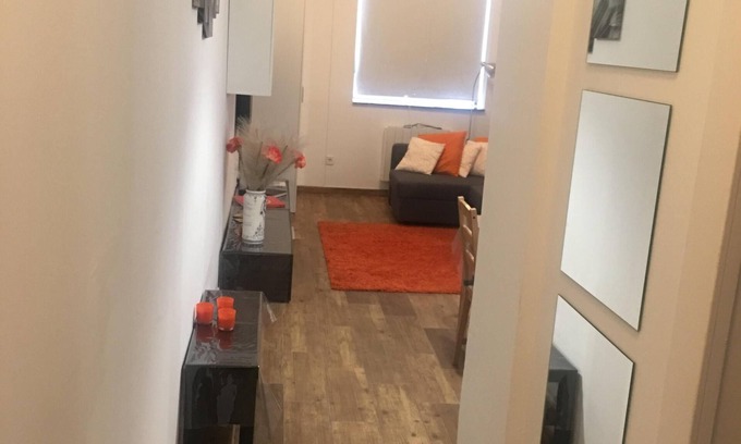 El Viso Apartamento | Encantador estudio con dormitorio tipo loft en alquiler en El Viso