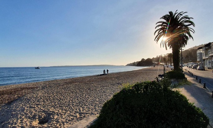 Golfe Juan Apartamento | Charming T2 48m² Balcony Sea View 4 sleeps 2min from the Beach