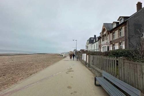 Villers-sur-Mer Apartamento | Charming T3 on the seafront