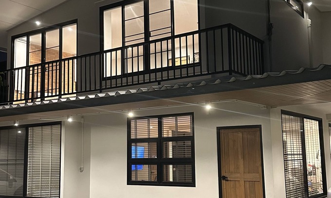 Talat Bang Khen Casa | Charming 3 Bedroom house in North of Bangkok: Quiet neighborhood & Relaxation!