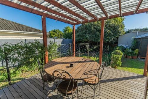 Port Elizabeth Casa | Charming Three Bedroom Home