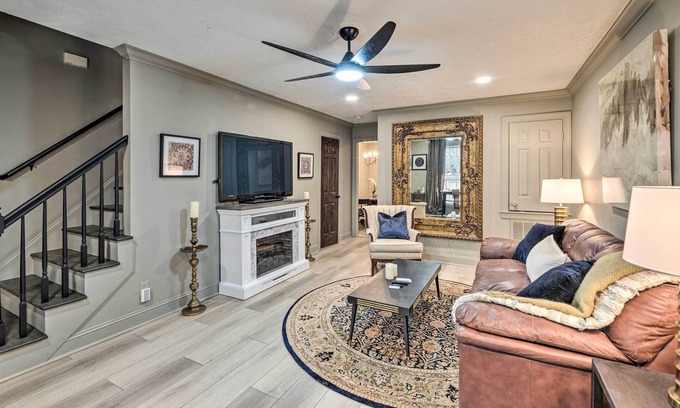 Terry Sanford Casa | Charming Townhome Near Downtown Fayetteville!