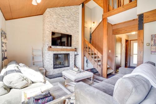 Blodgett Mills Casa | Charming Townhome - Walk to Greek Peak Mountain!