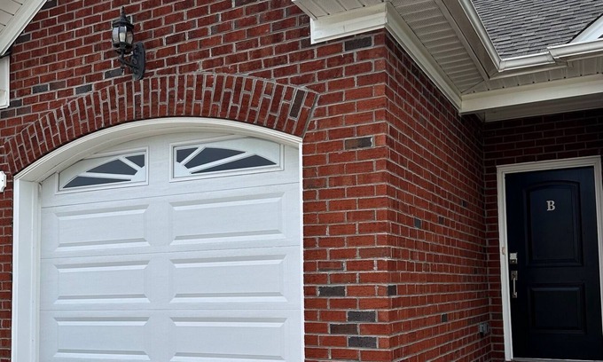 Greenville Casa | Charming townhome with everything you need in lovely Greenville