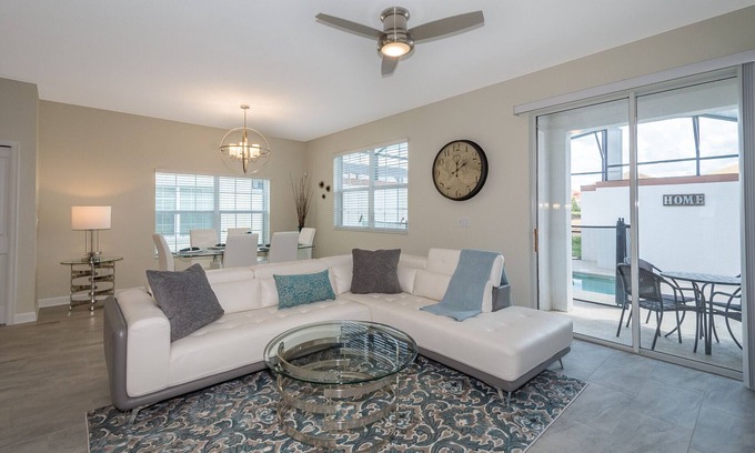 Davenport Chalet De Esquí | Charming Townhouse 5Beds/4Baths/Pool/18 Min Disney