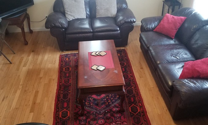 Skyland Casa | Casa de pueblo con encanto! $ 90 / noche!