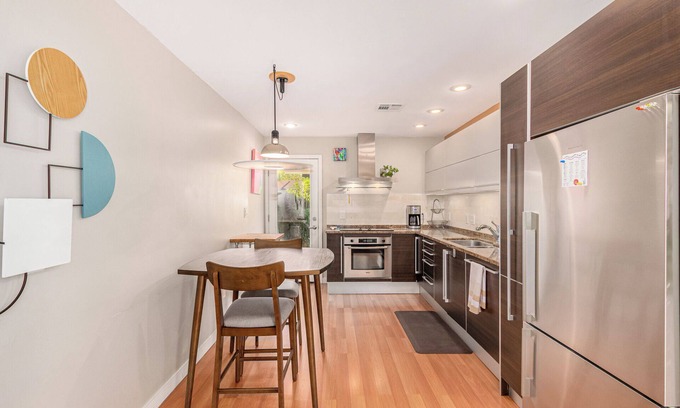 Camelback East Casa | Charming Townhouse in Central Phoenix