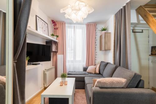 Saint Michel - Mairie Apartamento | Charming two-bedroom duplex Saxe Gambetta