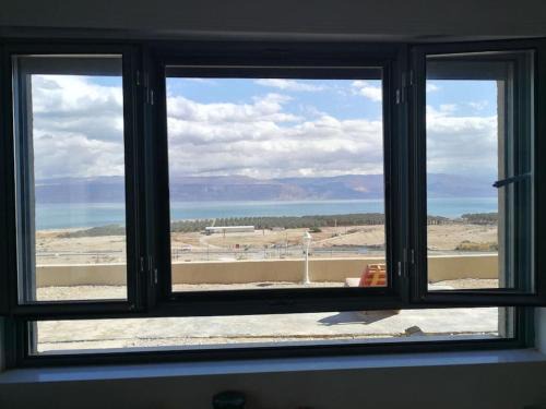 Al-Maghtas Apartamento | Charming unit in Dead Sea