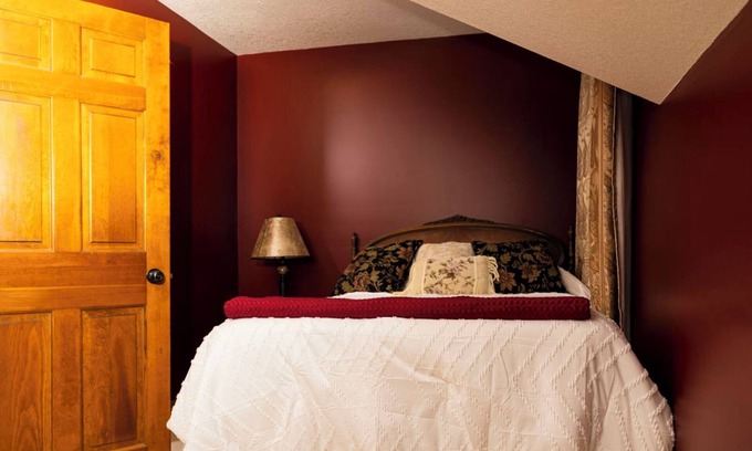 Shepherd Apartamento | Charming Upper Level 3-bedroom apartment in lovely Shepherd
