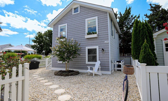 Stone Harbor Casa | Charming upside-down style single-family home