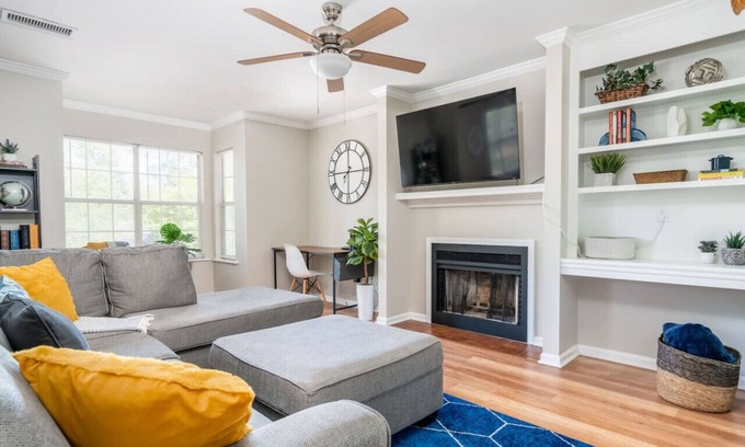 Harbison Apartamento | Charming Upstairs Apt in Irmo | 3 BR | Sleeps 6