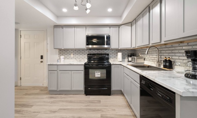 Moncton Apartamento | Charming Urban Retreat in the Heart of Moncton