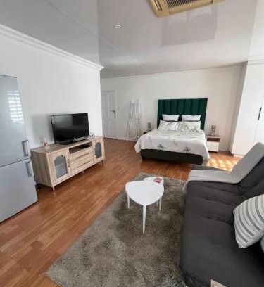 Centurion Apartamento | Charming Urban Retreat