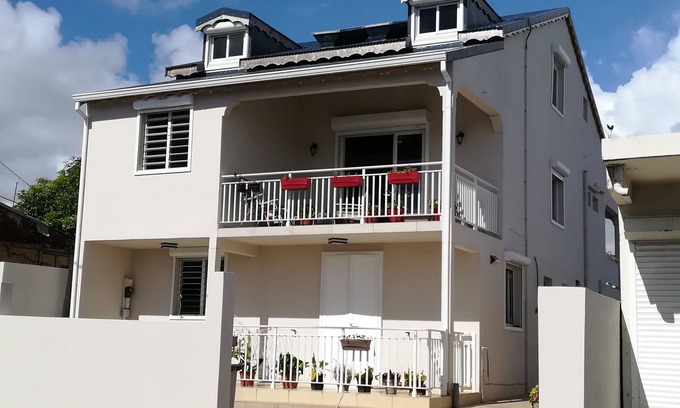 Capesterre-Belle-Eau Casa | Encantadora villa inferior 100 m2 mercado ciudad de Capesterre