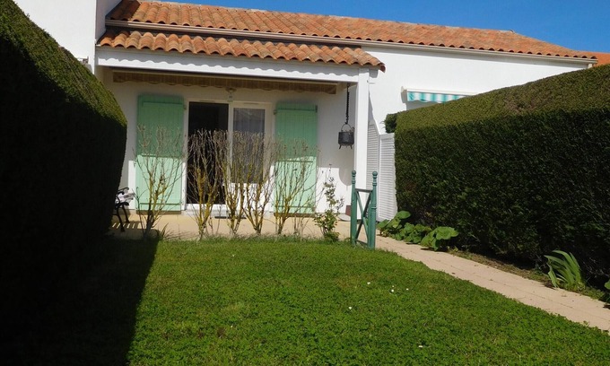 La Faute-sur-Mer Casa | Casa con piscina privada cerca de la playa en La Faute-sur-Mer