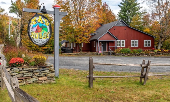 Warren Casa | Charming Vermont Farmhouse Retreat: Three Unique Units Combined