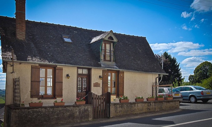 Voutezac Casa | Charming Vignols Hideaway