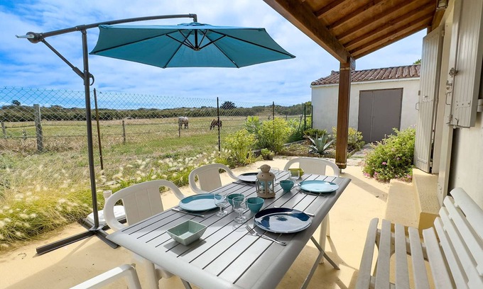 La Couarde-sur-Mer Casa | Charming villa facing the dune with yard - parking
