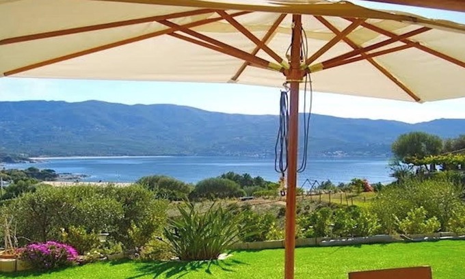 Tiuccia Villa | Encantadora casa, vista mar panorámica a 3 minutos a pie de la playa