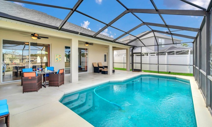 Bridgewater Crossing Casa | Charming Villa w/ Private Pool & Fireplace