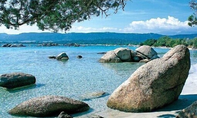Santa Giulia Villa | Encantadora villa *** con vista al mar golfo de santa giulia