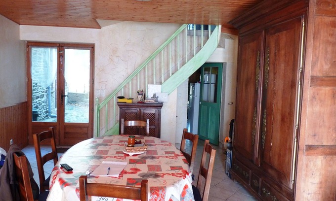 Genets Casa | Encantadora casa de pueblo, Mt St Michel Bay