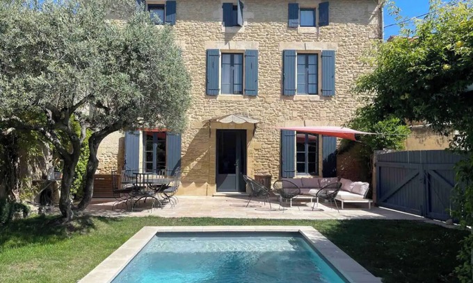 Pujaut Casa | Charming village house & pool in Provence