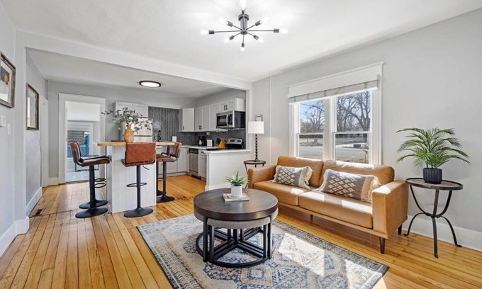 Fort Collins Casa | Charming Vintage Cottage with Hot Tub & Free Bikes!
