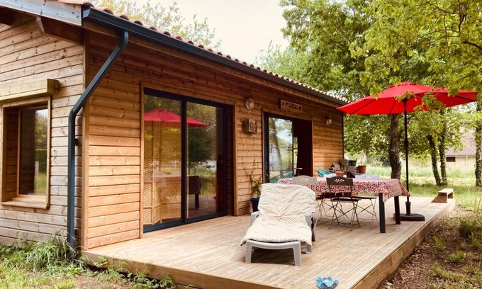 Saint-Julien-en-Born Casa | Charming wooden bohemian chalet for 2/3 guests near Contis