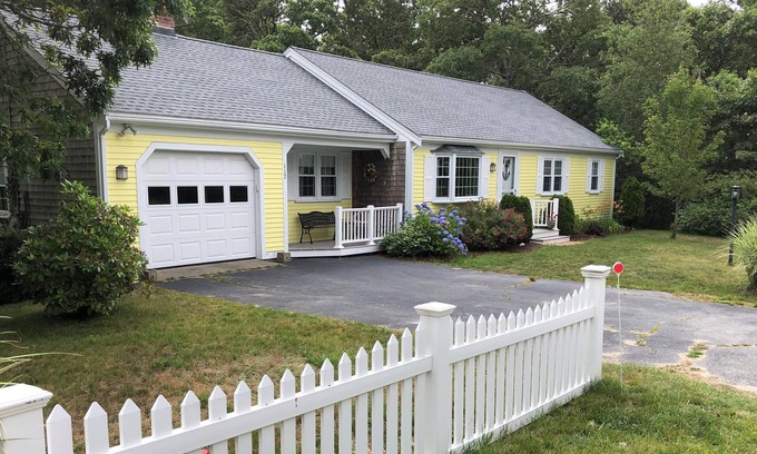 South Chatham Casa | Encantador paseo a la playa Chatham-Bayview Beach House - A / C central; Wifi