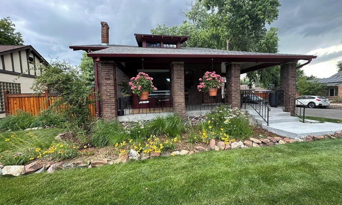 Washington Park Casa | Charming Washington Park Bungalow