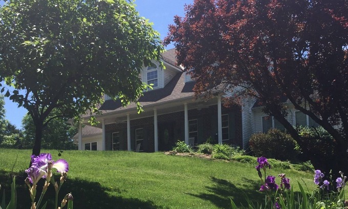 Atchison Apartamento | Charming wooded retreat 3 min from Atchison.