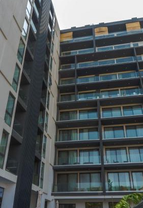 Roman Ridge Apartamento | CharmSlot at Nova