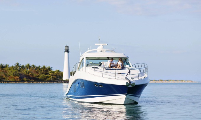 Downtown Miami Alquiler De Eote | Charter 60ft Sea Ray Private Yacht