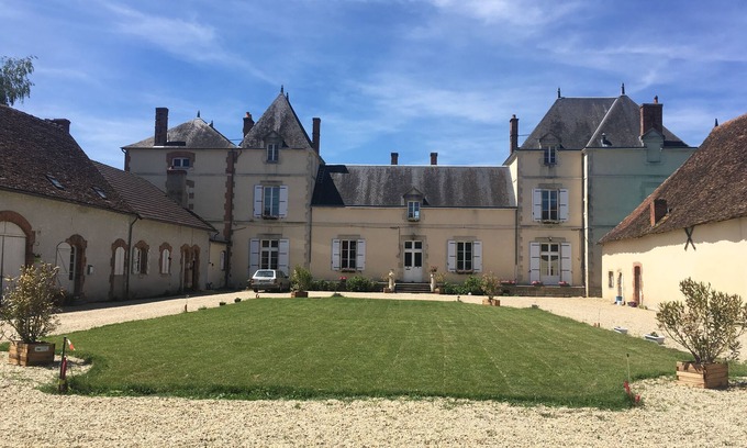 Tresnay Cama Y Desayuno | Chateau de Chavannes