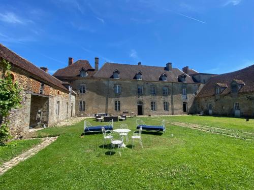 Bonnat Cama Y Desayuno | Chateau de Grandsagne