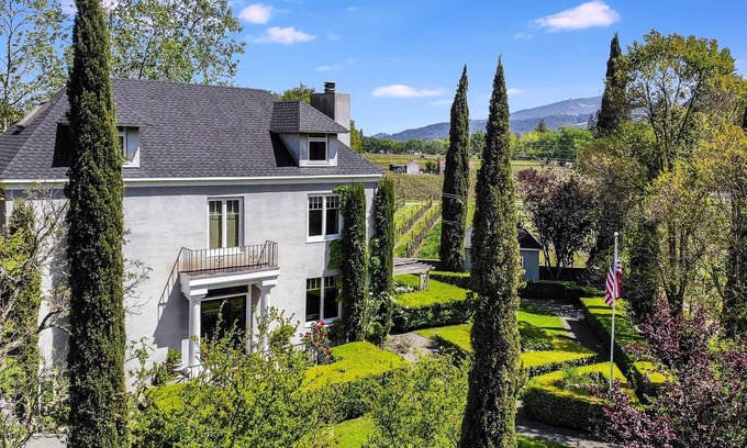 Calistoga Cama Y Desayuno | Chateau De Vie