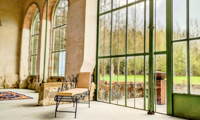 Bouffere Otro | Chateau du Hallay