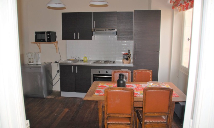 La Perche Apartamento | Chateau Igny, casas rurales del siglo XVII / 3: "Lombard" en la torre izquierda - 4 plazas